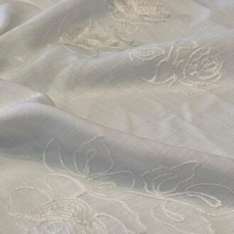 Tecido Crepe de Linho Bordado Nice Off White